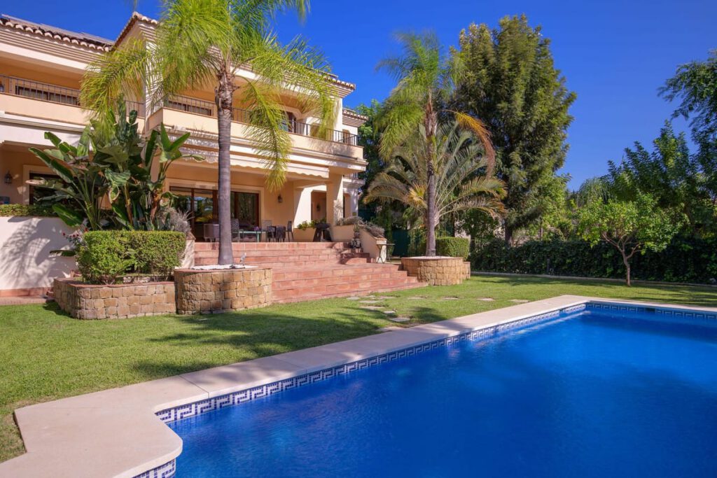 Villa met 6 slaapkamers in Los Arqueros, Málaga in Los Arqueros - hoofdfoto