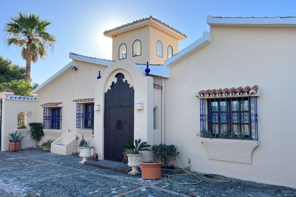 4-slaapkamer villa in Estepona met zee- en bergzichten in Estepona - hoofdfoto