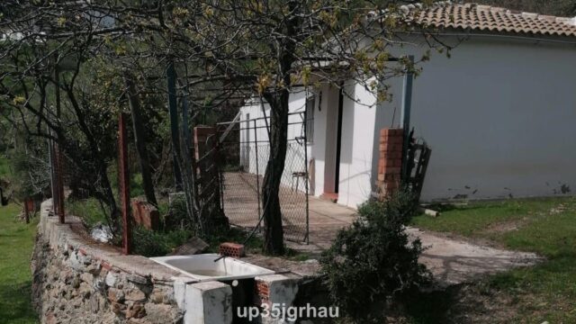 Finca met 2 slaapkamers in Benalauría, Málaga