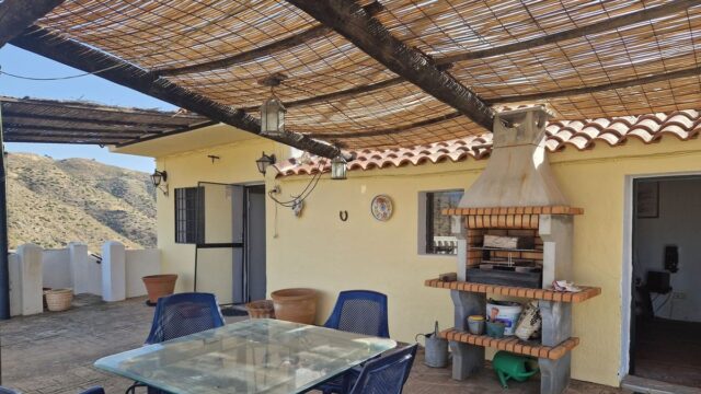 Huis met 3 slaapkamers in Estacion de Cartama