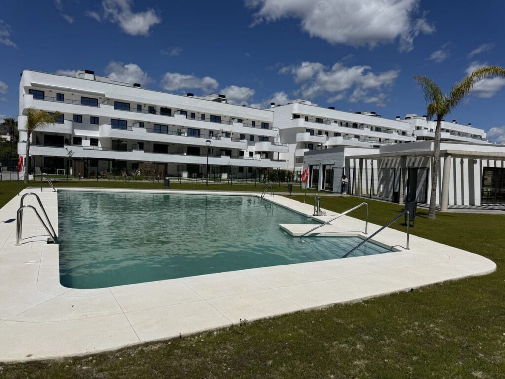 Drie-slaapkamer penthouse in Selwo in Selwo - hoofdfoto