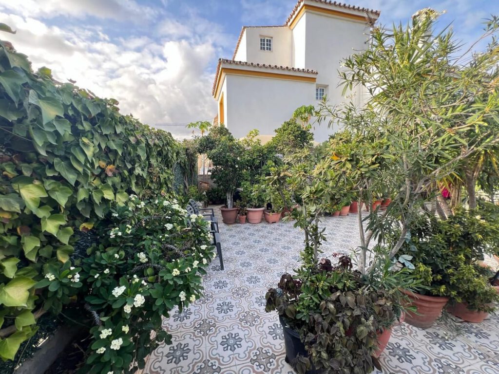 7-slaapkamer villa in Estepona, Málaga – 236 m² gebouwd in Estepona - hoofdfoto