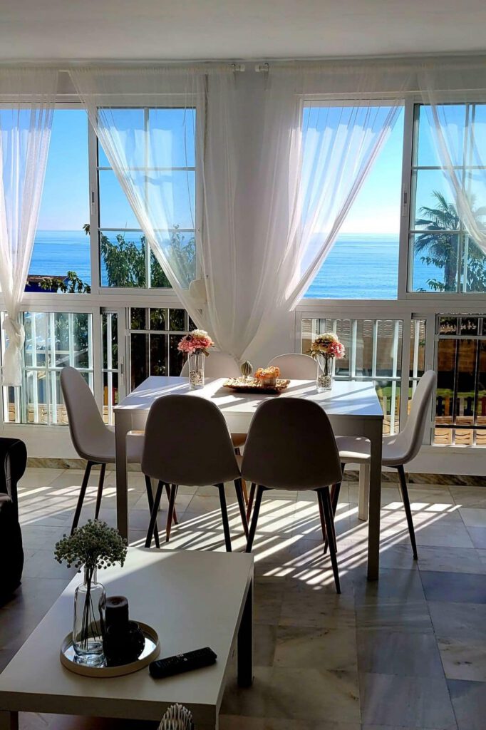 2-slaapkamerappartement aan zee in San Luis de Sabinillas in San Luis de Sabinillas - hoofdfoto