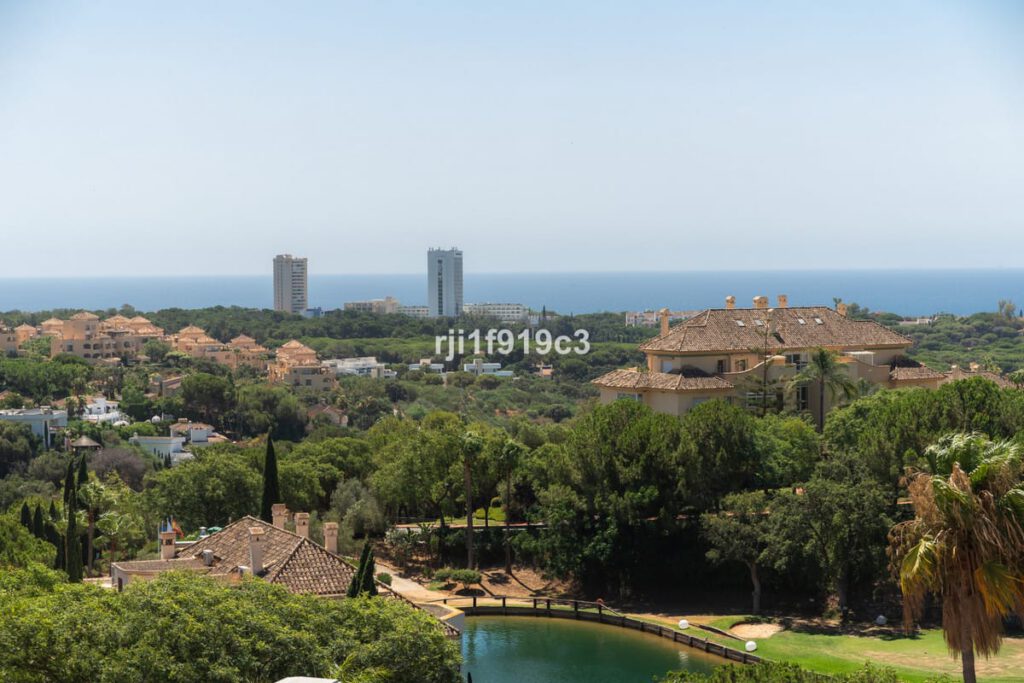 3-slaapkamer appartement in Elviria Hills in Elviria - hoofdfoto