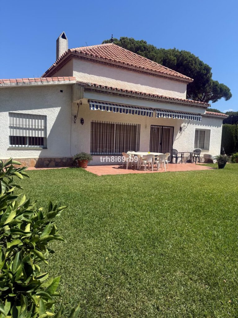 Vrijstaande villa met 4 slaapkamers in Benamara, Costa del Sol in Benamara - hoofdfoto