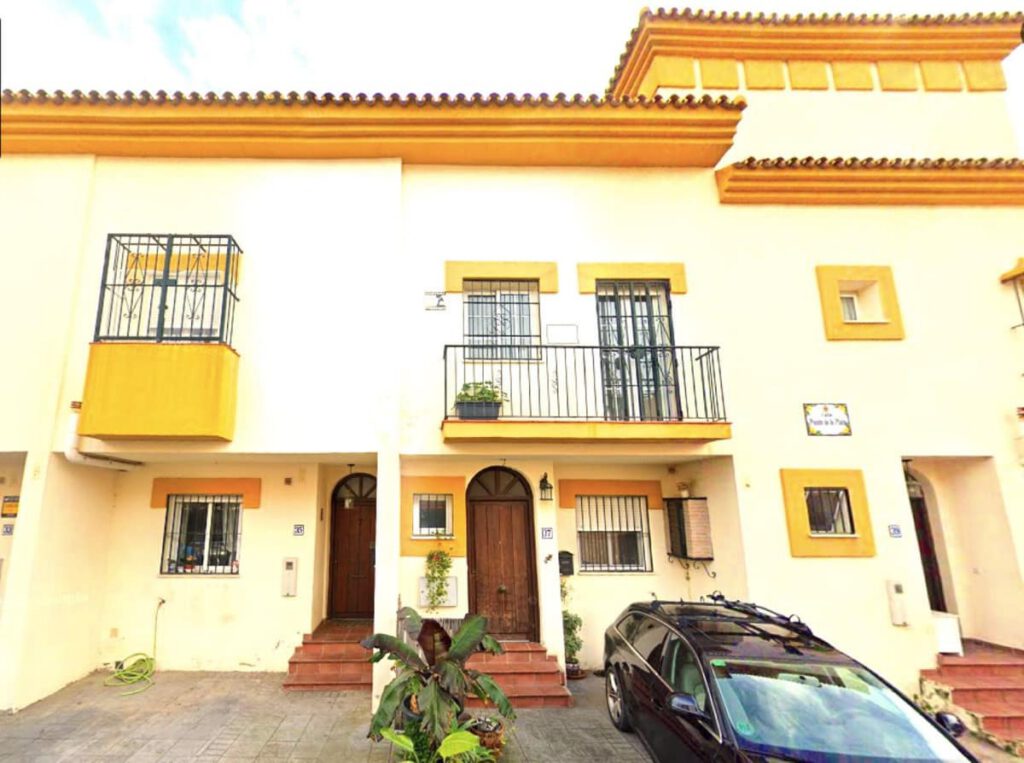 3-slaapkamer stadswoning in Estepona in Estepona - hoofdfoto