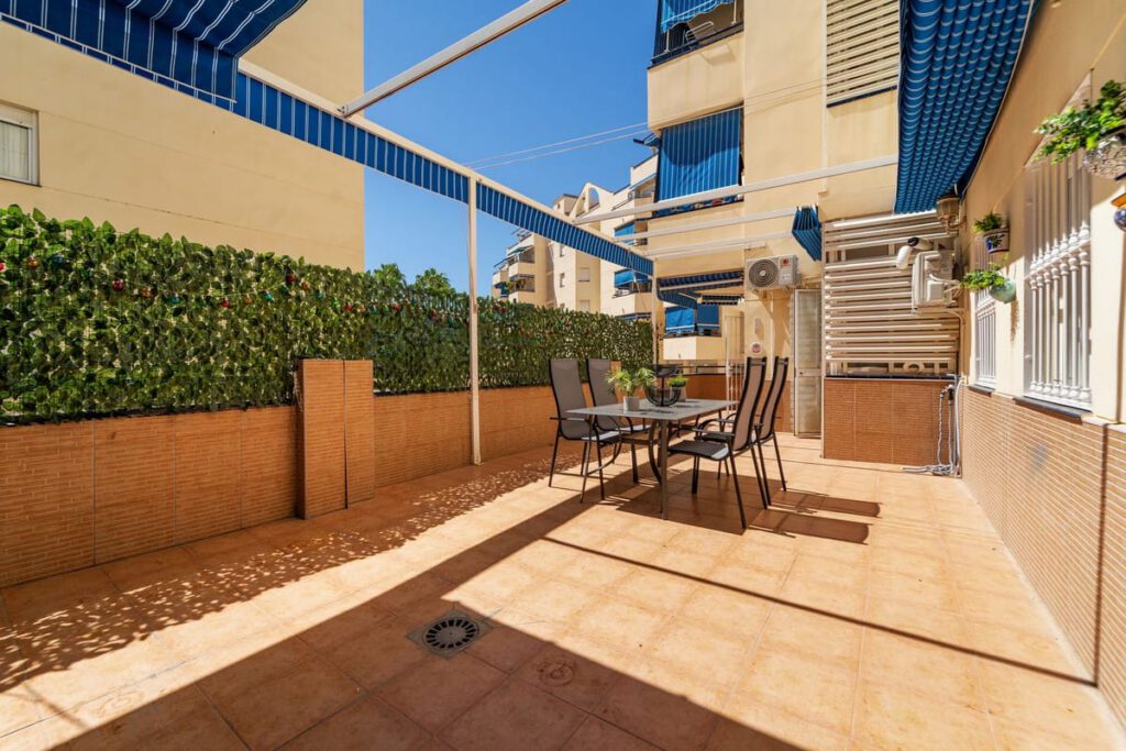 Drie-slaapkamerappartement in Fuengirola met groot terras en zwembad in Fuengirola - hoofdfoto
