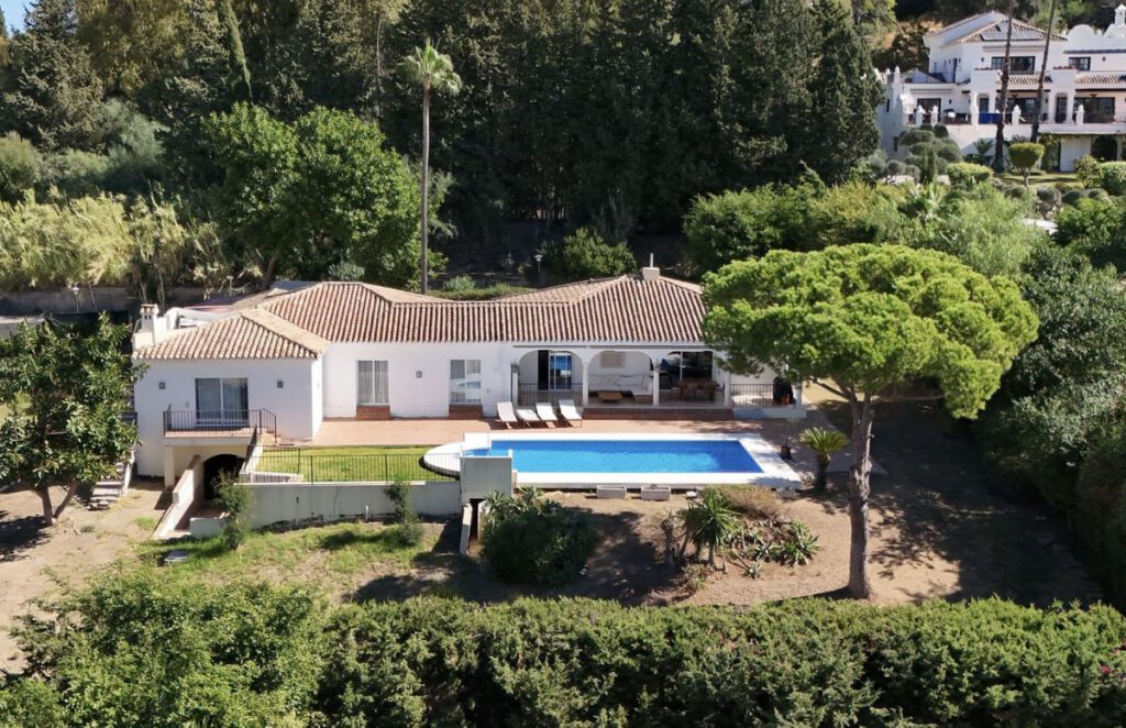 Villa met 4 slaapkamers in El Paraiso in El Paraiso - hoofdfoto
