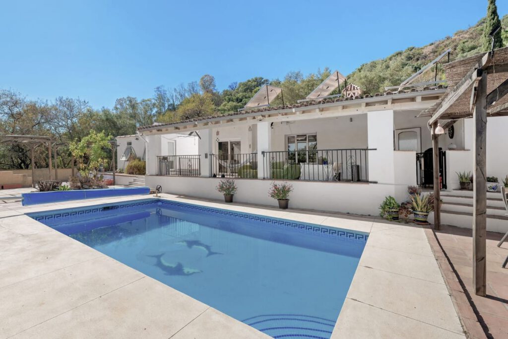 3-slaapkamer finca nabij Estepona in Estepona - hoofdfoto