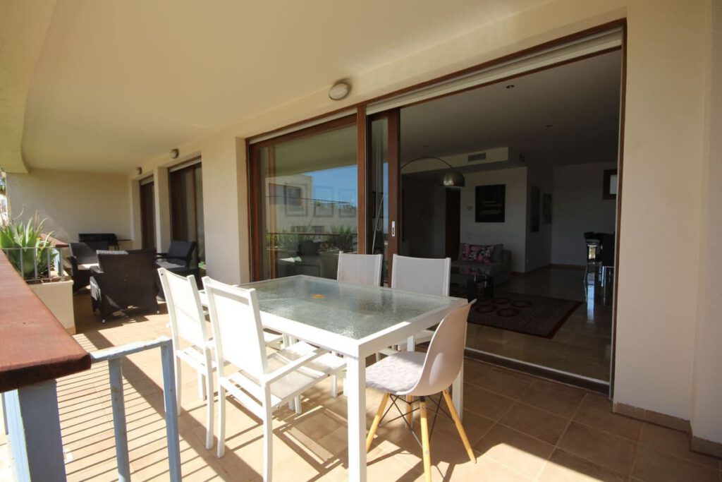 Drie slaapkamers appartement in Los Monteros, Marbella in Los Monteros - hoofdfoto