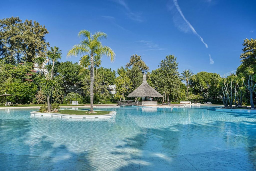 4-slaapkamer penthouse duplex in Guadalmina Baja in Guadalmina Baja - hoofdfoto