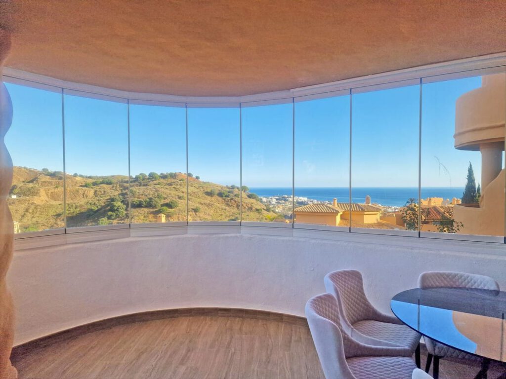 Drie slaapkamers appartement in Calahonda in Calahonda - hoofdfoto