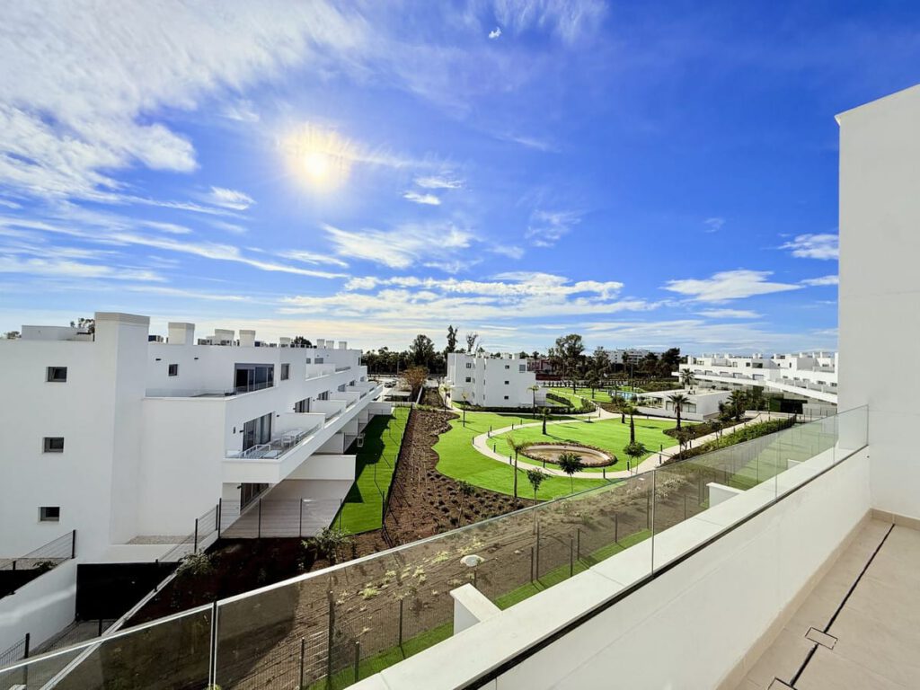 Penthouse met 4 slaapkamers te koop in Cancelada, Estepona in Estepona - hoofdfoto
