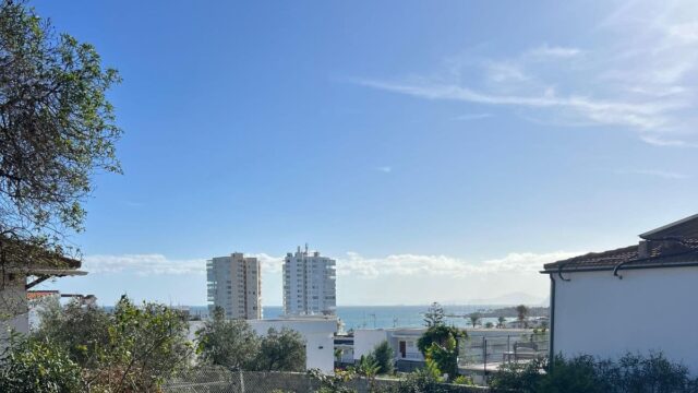 Villa met 6 slaapkamers in Torreguadiaro (Cádiz)