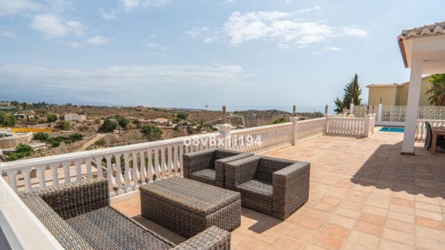 Villa met 5 slaapkamers in Benajarafe