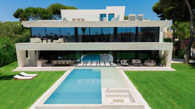 6-slaapkamer villa in Los Monteros, Marbella