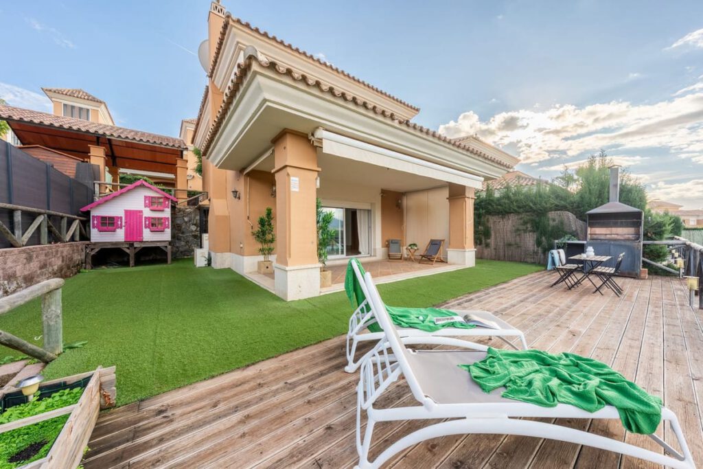 3-slaapkamer halfvrijstaande villa in Santa Clara Golf, Marbella in Santa Clara - hoofdfoto