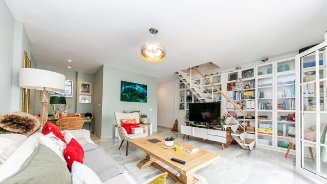 Penthouse Duplex in Tío Charles: Een Andalusisch balkon in Benalmádena Pueblo