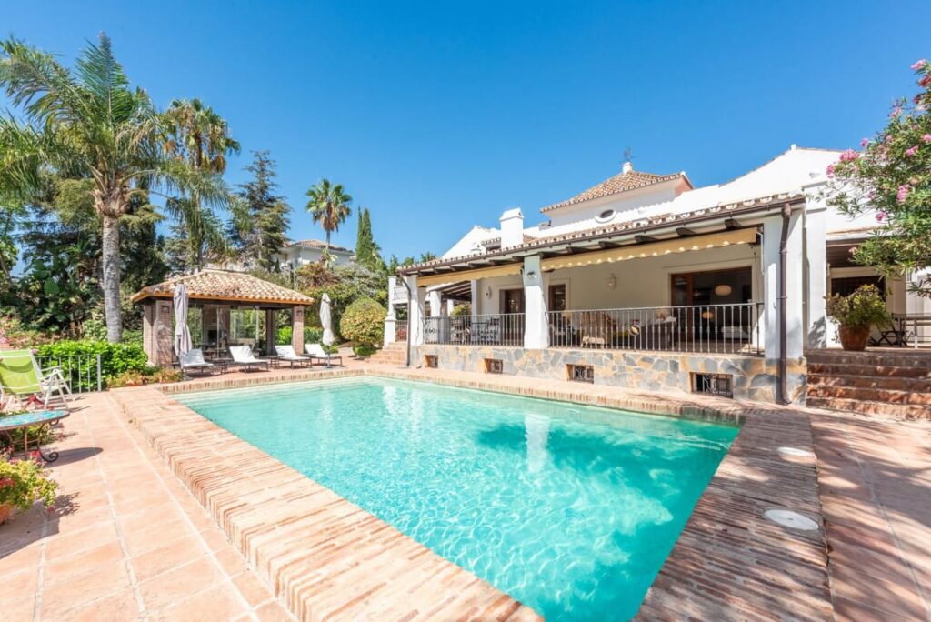 Villa met 4 slaapkamers in El Paraiso, Málaga in El Paraiso - hoofdfoto