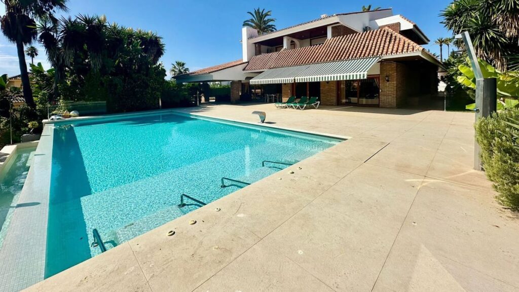 7-slaapkamer villa in Nueva Andalucía nabij Puerto Banús in Nueva Andalucía - hoofdfoto