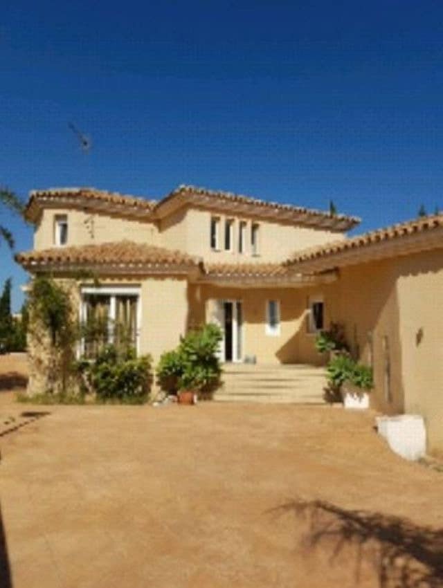 Villa met vier slaapkamers in El Pinillo, Torremolinos in El Pinillo - hoofdfoto