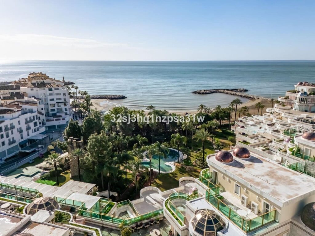 3-slaapkamer appartement aan het strand in Marbella – Puerto Banús (Grey d’Albion) in Marbella - hoofdfoto