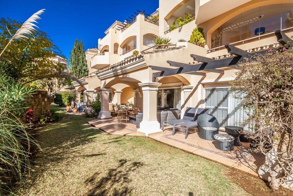 2-slaapkamer appartement van 117 m2 in Elviria, Málaga in Elviria - hoofdfoto