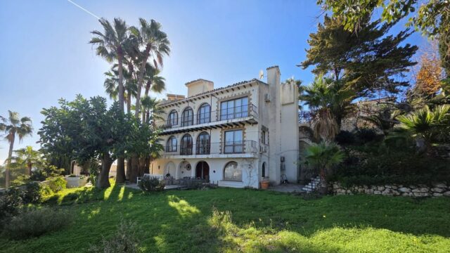 Villa met 5 slaapkamers in Torrenueva