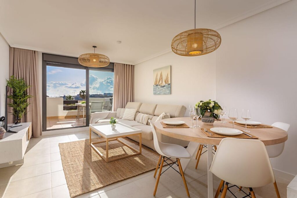 Luxueus duplex penthouse met panoramisch zeezicht – Estepona in Estepona - hoofdfoto