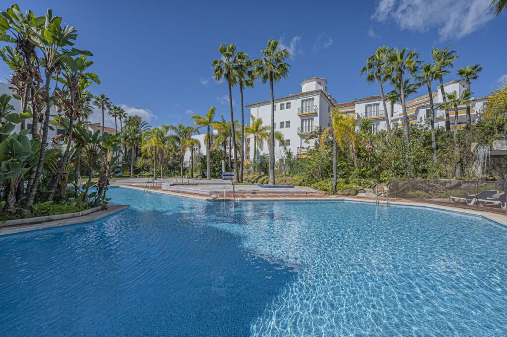 2-slaapkamer appartement aan het strand in Elviria, Marbella in Elviria - hoofdfoto