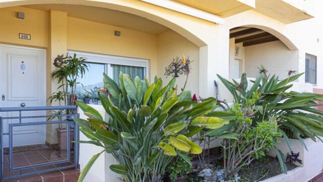 Drie slaapkamers stadswoning in La Cala