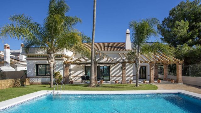 5-slaapkamer villa aan de golfbaan in Mijas Golf