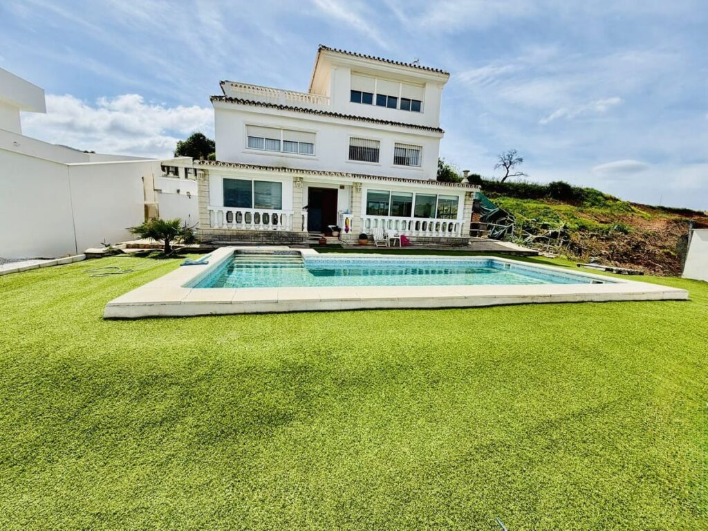 6-slaapkamer villa in Alhaurín de la Torre in Alhaurín de la Torre - hoofdfoto