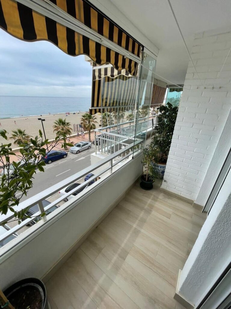 2-slaapkamer appartement aan Fuengirola kustpromenade in Fuengirola - hoofdfoto