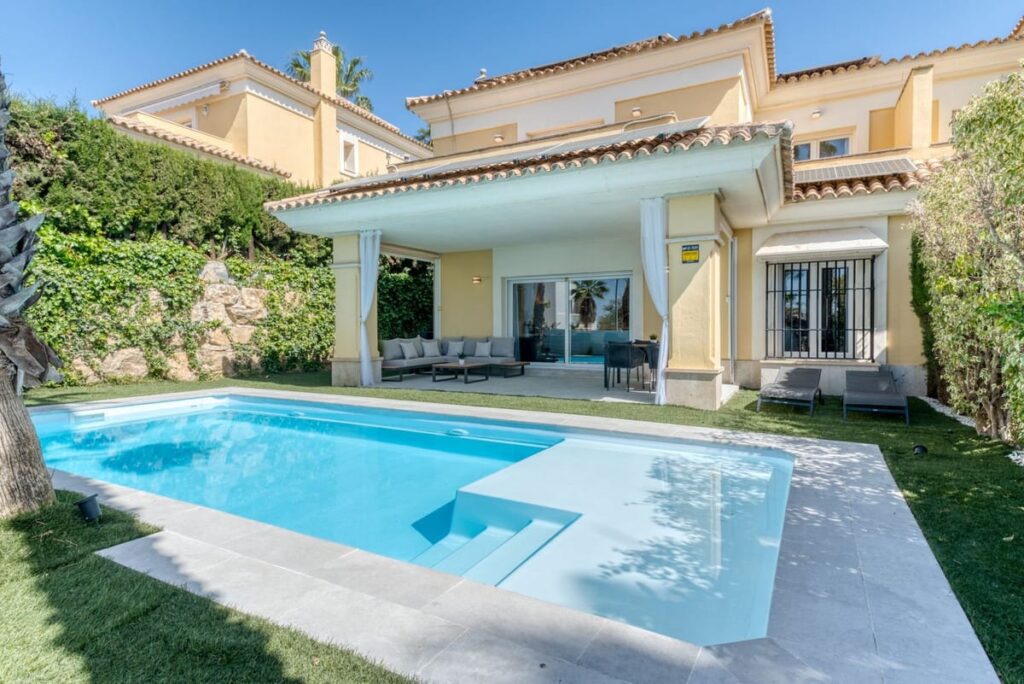 4-slaapkamer villa in Santa Clara, Marbella in Santa Clara - hoofdfoto