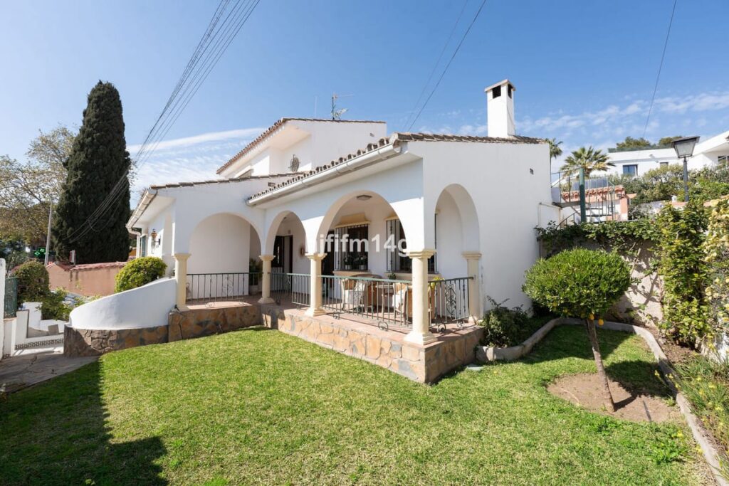 4-slaapkamer villa in La Campana, Nueva Andalucía in La Campana - hoofdfoto