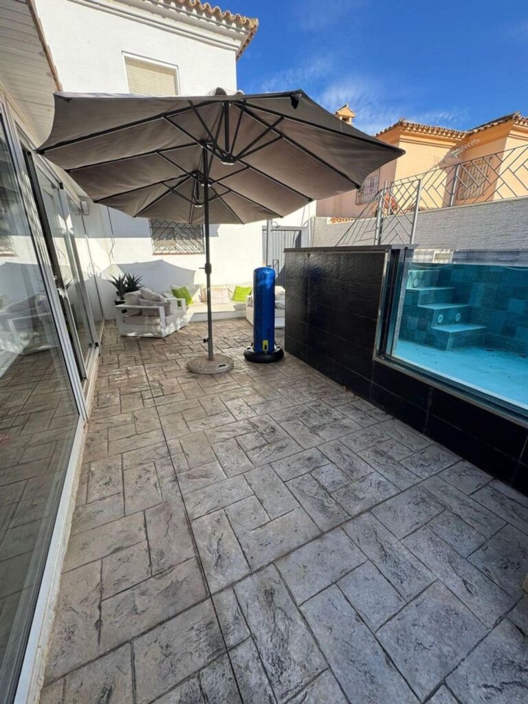 3-slaapkamerwoning in La Línea de la Concepción (Urbanización Paraíso) in La Línea - hoofdfoto