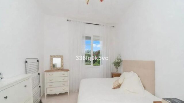 1-slaapkamer appartement aan het strand in Estepona (El Pirata-urbanisatie)