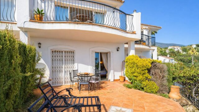 Drie-slaapkamer duplex in Mijas Costa