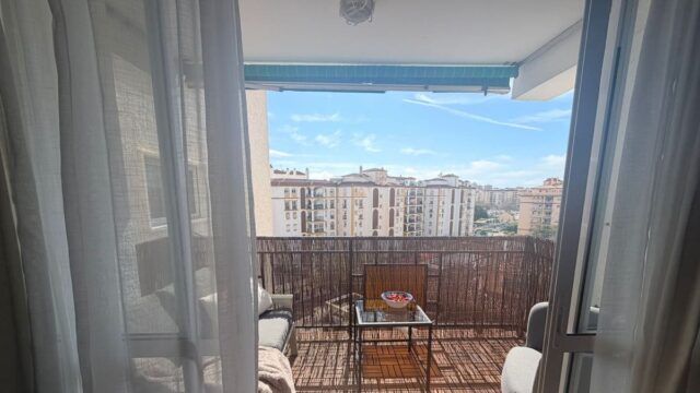 Drie-slaapkamer appartement in Los Boliches, Fuengirola