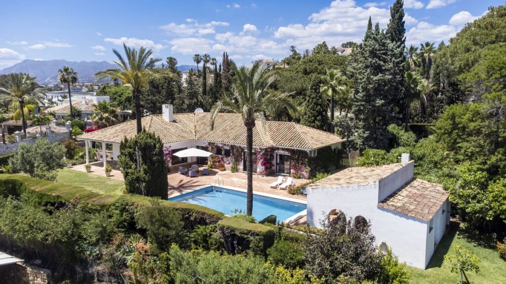 Villa met 4 slaapkamers in Las Chapas in Las Chapas - hoofdfoto