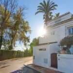4 bedroom House in Guadalmina Baja