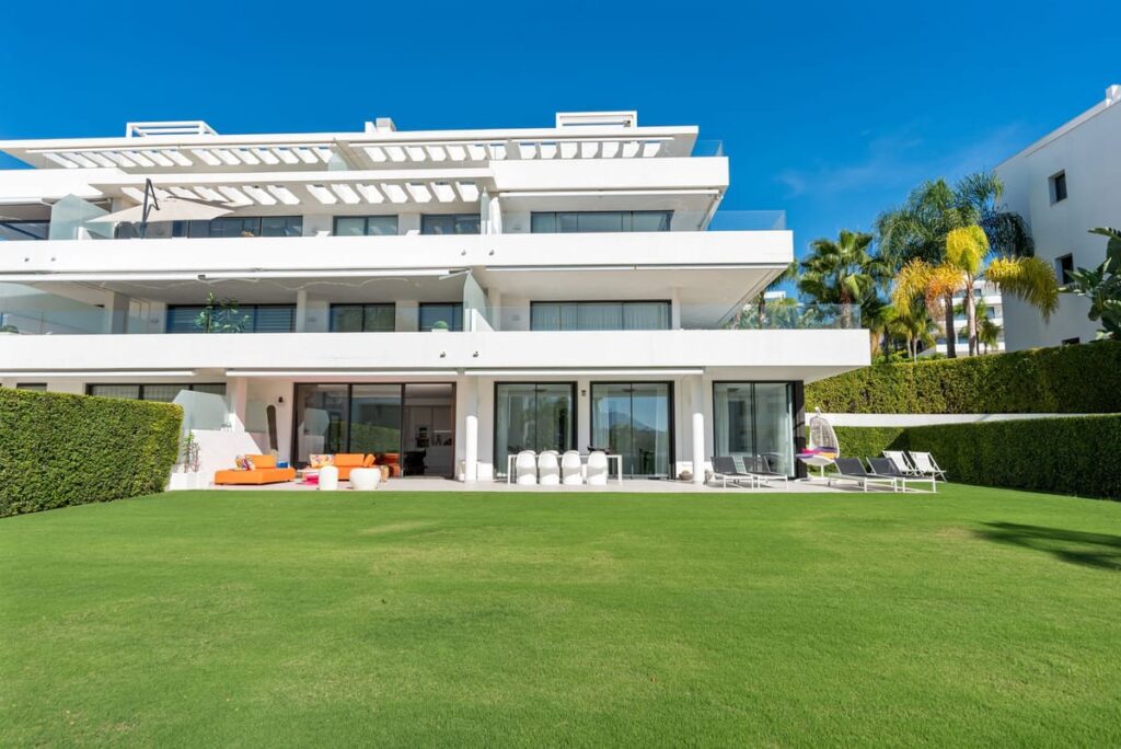 3 bedroom Apartment in Estepona in Estepona - hoofdfoto