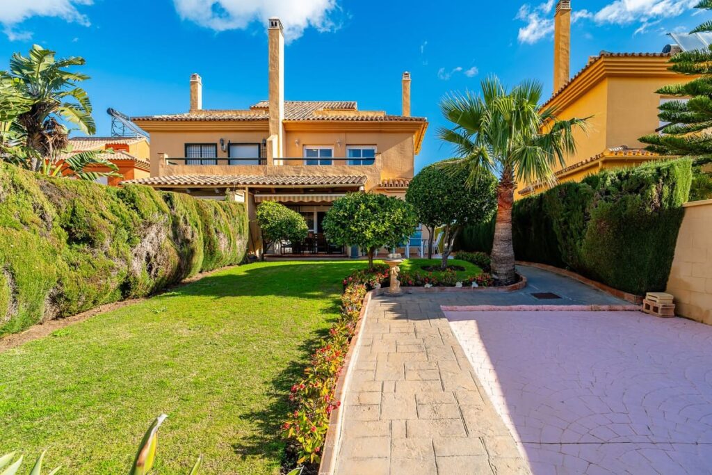 4 bedroom House in Riviera Del Sol in Riviera del Sol - hoofdfoto