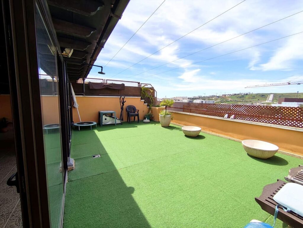 Penthouse met 4 slaapkamers te koop in Estepona (Calvario) in Estepona - hoofdfoto