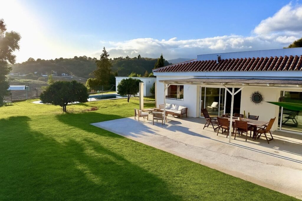 Huis met 3 slaapkamers in Estepona in Estepona - hoofdfoto