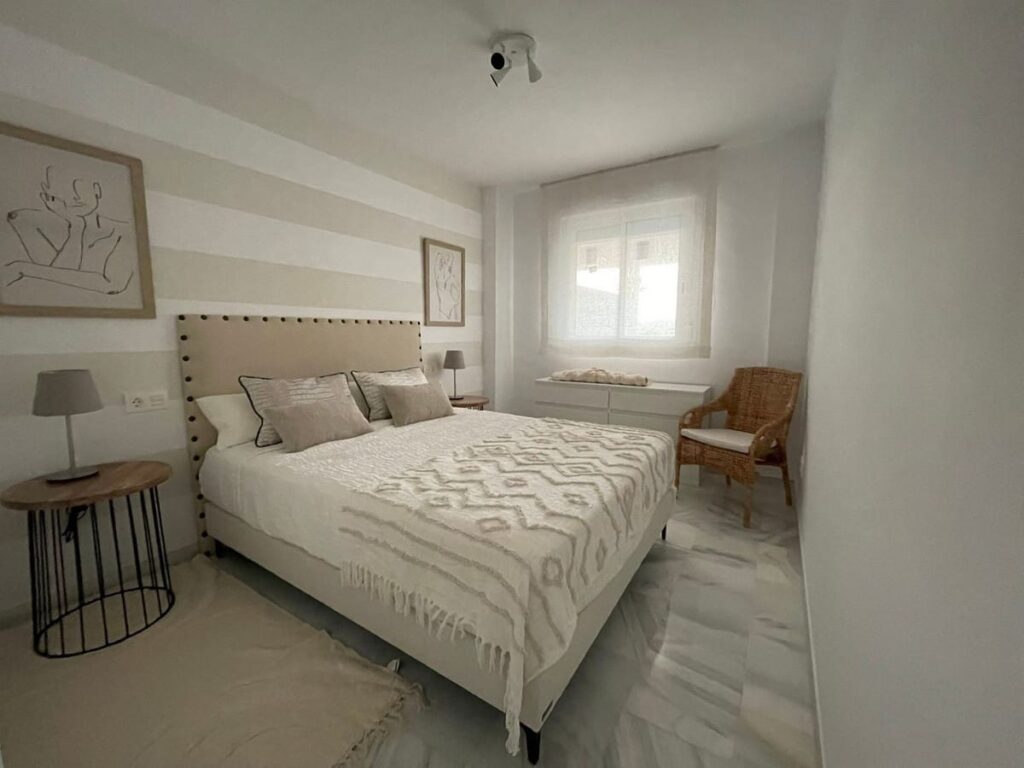 Drie-slaapkamerappartement in Casares met privé tuin in Casares - hoofdfoto