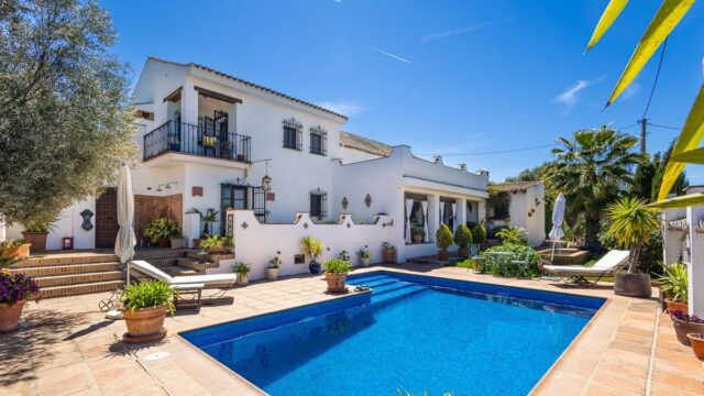 8-slaapkamerwoning in Villanueva del Trabuco