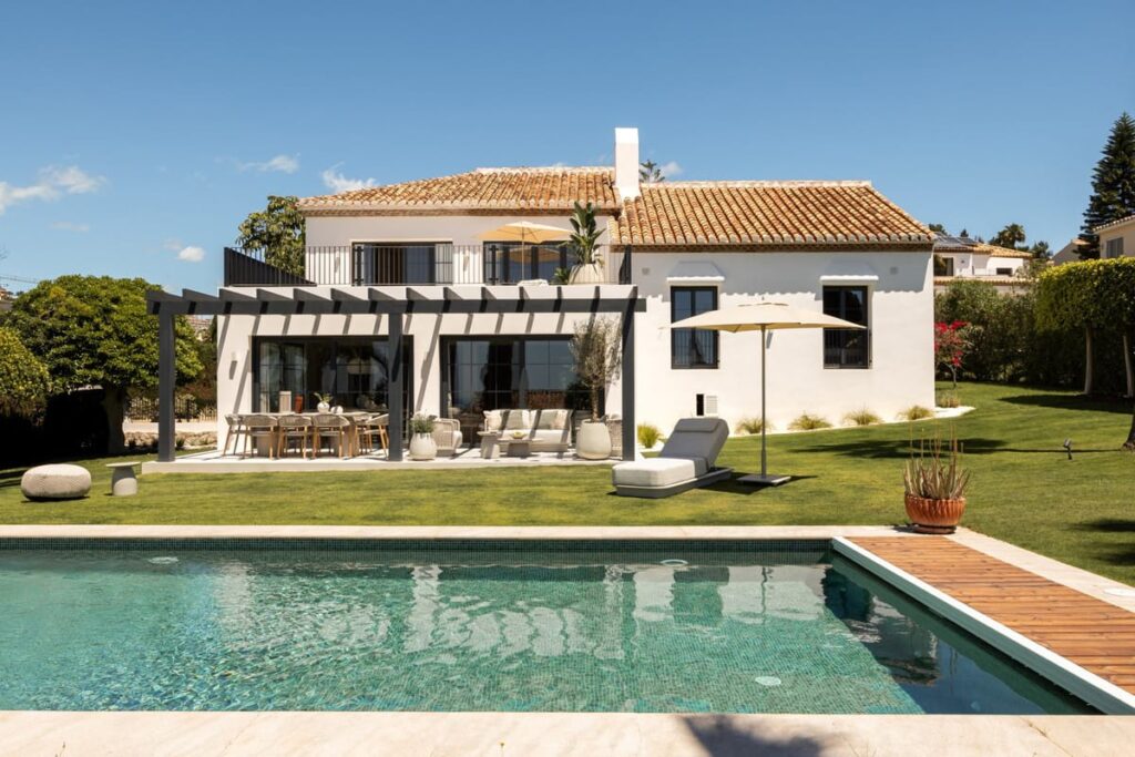 Villa met 4 slaapkamers in Benahavís (El Paraíso Alto) in Estepona - hoofdfoto
