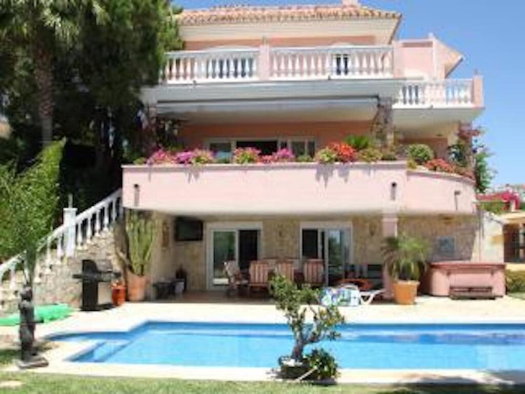 Villa met 5 slaapkamers in Calahonda in Calahonda - hoofdfoto